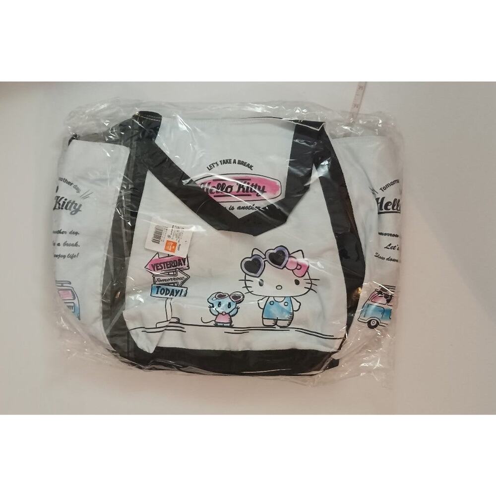 Insulated sanrio hello kitty bag. - Picture 6 of 7